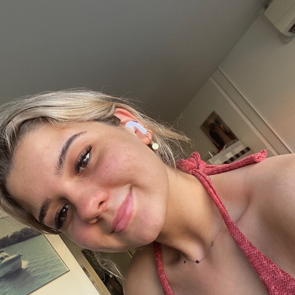 Meet your Posher, Elsie - Picture 1 of 1